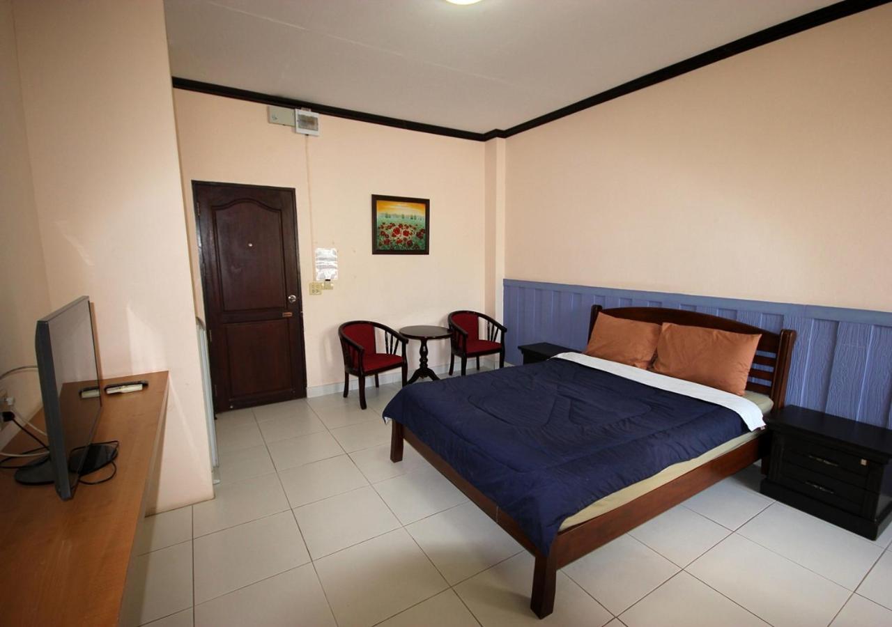 Hotel Matini Amata Ban Hua Phai Zewnętrze zdjęcie